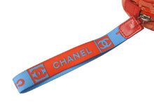 Load image into Gallery viewer, CHANEL シャネル ポーチ ニュートラベルライン ココマーク 7番台 レッド ナイロン シルバー金具 美品 中古 58436