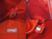 Load image into Gallery viewer, CHANEL シャネル ポーチ ニュートラベルライン ココマーク 7番台 レッド ナイロン シルバー金具 美品 中古 58436