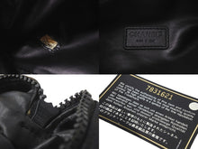 Load image into Gallery viewer, CHANEL シャネル ポーチ スポーツライン ココマーク 7番台 ブラック ナイロン ブラック金具 美品 中古 58482