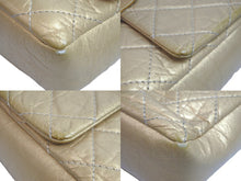 Load image into Gallery viewer, CHANEL シャネル チェーンショルダーバッグ マトラッセ ゴールド 17番台 ココマーク レザー 良品 中古 58516