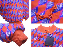 Load image into Gallery viewer, 新品未使用 LOUIS VUITTON ルイヴィトン ボンバージャケット ダイヤモンド ダミエ RM222 PP0 HNB73E オレンジ サイズ50 58531