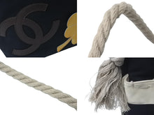 Load image into Gallery viewer, CHANEL シャネル ロープショルダーバッグ ココマーク カメリア 8番台 2003年 キャンバス ブラック シルバー金具 良品 中古 58544