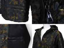 Load image into Gallery viewer, 極美品 LOUIS VUITTON ルイヴィトン モノグラム カモフラージュ ダウンジャケット RW082E WNJA33310 村上隆 キッズ 8 中古 58588