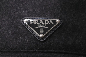極美品 PRADA プラダ バケットハット ウール ロゴ 14038 2HC137 1UMT ダークグレー トライアングルロゴ サイズM 中古 58665