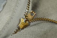 Load image into Gallery viewer, GOODENOUGH グッドイナフ スエード レザー パンツ グレー系 ボトムス ストレート サイズ34 中古 58759