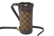 Load image into Gallery viewer, 新品未使用品 LOUIS VUITTON ルイヴィトン ダミエ ペットボトル ホルダー バッグ ショルダー ブラウン ロゴ M99119 中古 58781