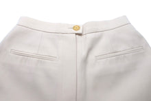 Load image into Gallery viewer, CHANEL シャネル セットアップパンツ 97P AB835 無地 36サイズ ウール ベージュ ゴールド金具 美品 中古 58789