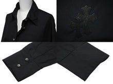Load image into Gallery viewer, 新品未使用 CHROME HEARTS クロムハーツ MAHAL KITA オーバーサイズ 長袖シャツ ブラック シルバー925 クロスパッチ M 中古 58803