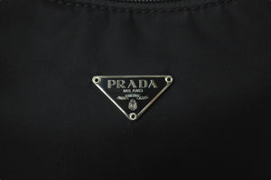 極美品 PRADA プラダ ホーボー ハンドバッグ ナイロン ワンショルダー ミニバッグ MV515 ブラック 中古 58846 ロゴ