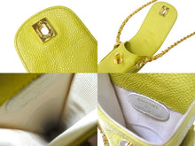 Load image into Gallery viewer, CHANEL シャネル キャビアスキン ターンロック 傘 ＆ ショルダーケース イエロー ココマーク チェーン 小物 良品 中古 58850