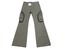 Load image into Gallery viewer, 新品未使用 FFF POSTAL SERVICE トリプルエフポスタルサービス フレアパンツ カーキ オリーブ カーゴ 中古 58962