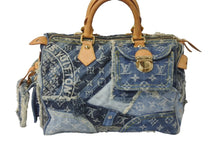 Load image into Gallery viewer, LOUIS VUITTON ルイヴィトン モノグラムデニム パッチワーク スピーディ30 ハンドバッグ ブルー M95380 美品 中古 58969