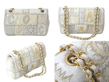 Load image into Gallery viewer, CHANEL シャネル ショルダーバッグ Wチェーン ショルダーバッグ パッチワーク ココマーク ホワイト ゴールド金具 美品 中古 58974
