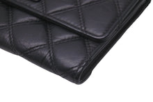 Load image into Gallery viewer, CHANEL シャネル 長財布 マトラッセ パリニューヨークライン 10番台 2006年 カーフスキン ブラック シルバー金具 美品 中古 59036