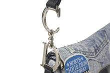 Load image into Gallery viewer, 極美品 Christian Dior クリスチャンディオール ショルダーバッグ サドルバッグ ガリアーノ デニム シルバー金具 中古 59090