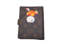 Load image into Gallery viewer, LOUIS VUITTON ルイヴィトン 手帳カバー アジェンダ PM モノグラム・パンダ 村上隆 R20011 ゴールド金具 美品 中古 59130