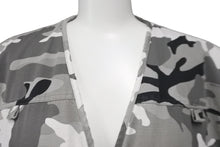 Load image into Gallery viewer, 新品同様品 BALENCIAGA バレンシアガ ベスト 681459 カモフラージュプリント カーゴポケット ブラック グレー 48 中古 59199