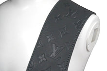 Load image into Gallery viewer, LOUIS VUITTON ルイヴィトン 3Dポケットモノグラムエンボスミッドレイヤー べスト 21AW グレー S HHL20WKRP 美品 中古 59243