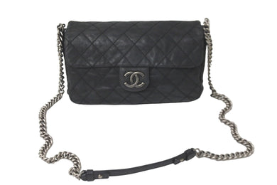 CHANEL シャネル ショルダーバッグ チェーンショルダー クルーズライン 17番台 ブラック シルバー金具 良品 中古 59251