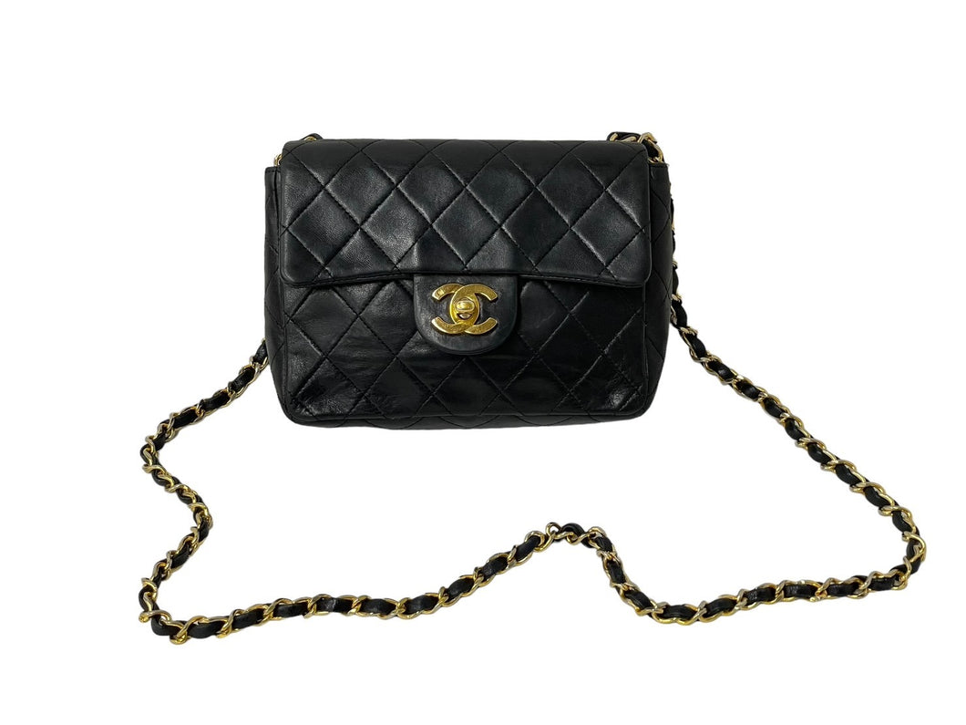 CHANEL シャネル ショルダーバッグ ミニマトラッセ 17CM 1番台 ココマーク ブラック ラムスキン ゴールド金具 美品 中古 59252