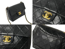 Load image into Gallery viewer, CHANEL シャネル ショルダーバッグ ミニマトラッセ 17CM 1番台 ココマーク ブラック ラムスキン ゴールド金具 美品 中古 59252