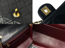 Load image into Gallery viewer, CHANEL シャネル ショルダーバッグ ミニマトラッセ 17CM 1番台 ココマーク ブラック ラムスキン ゴールド金具 美品 中古 59252