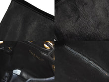 Load image into Gallery viewer, CHANEL シャネル 巾着 チェーン ショルダーバッグ ブラック ココマーク 2番台 ココボール レザー ゴールド金具 中古 59316