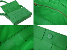 Load image into Gallery viewer, 新品同様 BOTTEGAVENETA ボッテガヴェネタ ショルダーバッグ マキシ イントレチャート ブラッシュドレザー カセット 中古 59359