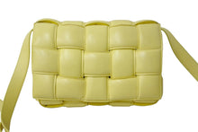 Load image into Gallery viewer, BOTTEGAVENETA ボッテガヴェネタ ショルダーバッグ パデッド カセット イントレチャート イエロー 591970VCQR19782 美品 中古 59361