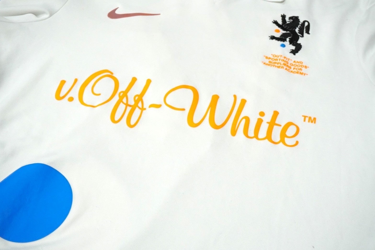 NIKE OFF-WHITE サッカーTシャツ・カットソー NIKE（ナイキ）の「Nike x Off-White Mercurial NRG X Tee White