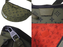 Load image into Gallery viewer, 新品同様 LOUIS VUITTON ルイヴィトン ショルダーバッグ LVムーンクロスボディ M23838 モノグラム ブラック金具 中古 59411