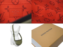 Load image into Gallery viewer, 新品同様 LOUIS VUITTON ルイヴィトン ショルダーバッグ LVムーンクロスボディ M23838 モノグラム ブラック金具 中古 59411