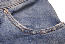 Load image into Gallery viewer, ETRO エトロ デニムパンツ ヴィンテージ加工 裏地チェック ストレートシルエット ブルー コットン 29 美品 中古 59423