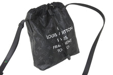 Load image into Gallery viewer, LOUIS VUITTON ルイヴィトン ショルダーバッグ モノグラム エクリプス フラグメントナノバッグ M43418 ブラック 美品 中古 59444
