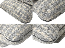 Load image into Gallery viewer, CHANEL シャネル チェーンショルダーバッグ フラップ カメリア 10番台 ツイード グレー ブラック シルバー金具 美品 中古 59470