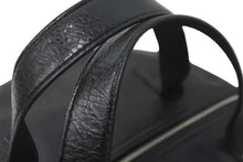 Load image into Gallery viewer, BALENCIAGA バレンシアガ ショルダーバッグ エアホーボー 2WAY ブラック レザー 466844 シルバー金具 美品 中古 59541