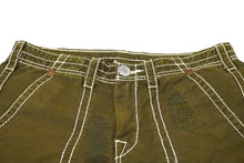 Load image into Gallery viewer, TRUE RELIGION トゥルーレリジョン カットオフ カーゴショートパンツ カーキ コットン サイズ30 美品 中古 59572