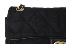 Load image into Gallery viewer, 極美品 CHANEL シャネル ニュートラベルライン マトラッセ チェーン ショルダーバッグ 10番台 ブラック ココマーク 中古 59605