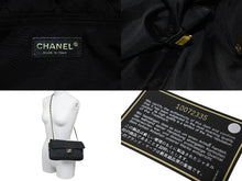 Load image into Gallery viewer, 極美品 CHANEL シャネル ニュートラベルライン マトラッセ チェーン ショルダーバッグ 10番台 ブラック ココマーク 中古 59605