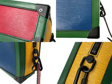 画像をギャラリービューアに読み込む, LOUIS VUITTON ルイヴィトン ショルダーバッグ ソフトトランク エピレザー ブルー グリーン レッド M55568 美品 中古 59661