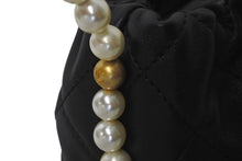 Load image into Gallery viewer, CHANEL シャネル パール ミニショルダーバック AS2529 BO5543 94305 31番台 21SS ブラック ゴールド金具 美品 中古 59671