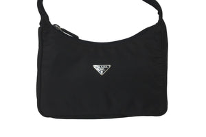 PRADA プラダショルダーバッグ プラダスポーツ アクセサリーポーチ 三角ロゴプレート MV515 ナイロン ブラック 美品 中古 59680 