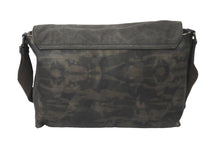 Load image into Gallery viewer, DOLCE&amp;GABBANA ドルチェアンドガッバーナ ショルダーバッグ カモフラージュ カーキ シルバー金具 良品 中古 59723