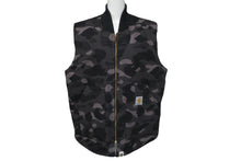画像をギャラリービューアに読み込む, A BATHING APE アベイシングエイプ CARHARTT カーハート ベスト ダック 1ST CAMO ブラック サイズL 美品 中古 59740 