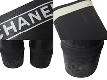 Load image into Gallery viewer, CHANEL シャネル レインブーツ ココマーク ロゴ バイカラー ブラック ホワイト ラバー サイズ36 U G34076 美品 中古 59809