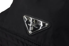 画像をギャラリービューアに読み込む, PRADA プラダ ナイロン バケットハット ブラック 帽子 トライアングルロゴ注目 サイズS 美品 中古 59832 