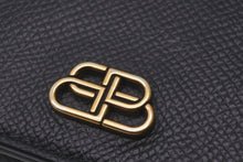 Load image into Gallery viewer, BALENCIAGA バレンシアガ 三つ折り財布 ミニウォレット BB ロゴ ブラック 601387 レザー ゴールド金具 良品 中古 59848