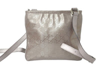 Load image into Gallery viewer, 極美品 GUCCI グッチ ショルダーバッグ ベージュ GGインプリメ 201538 シルバー金具 PVC レザー 中古 59896