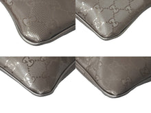 Load image into Gallery viewer, 極美品 GUCCI グッチ ショルダーバッグ ベージュ GGインプリメ 201538 シルバー金具 PVC レザー 中古 59896