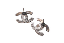 Load image into Gallery viewer, CHANEL シャネル ピアス ココマーク ヴィンテージ ロゴ シルバー金具 良品 中古 59920